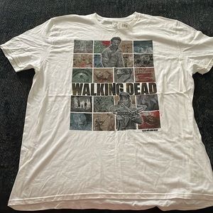 ☠️WALKING DEAD SHIRT☠️